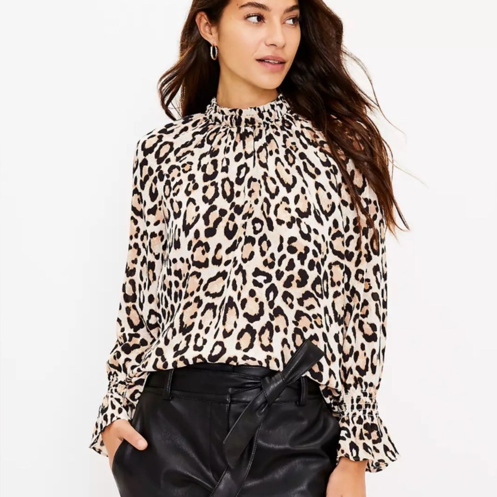 LOFT Leopard Cheetah Print Ruffle Bell Cuff Sleeve Blouse Top Shirt Small S